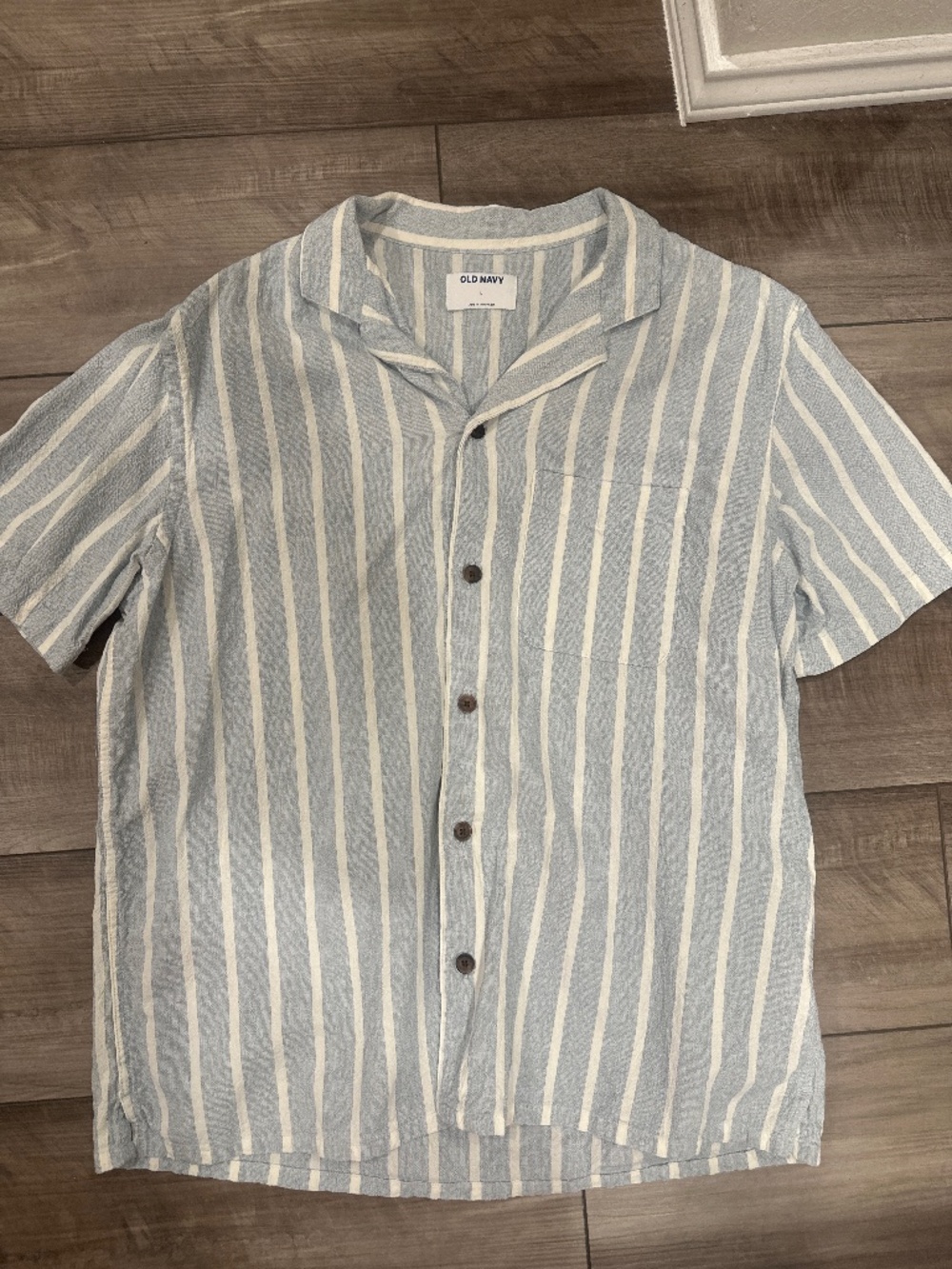 Old navy polo shirt